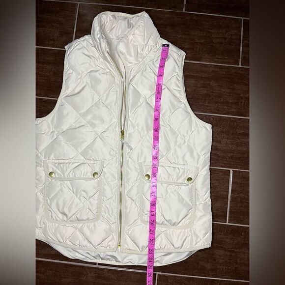 Woolrich Ivory duck down filled puffer vest sz Medium - Picture 7 of 7
